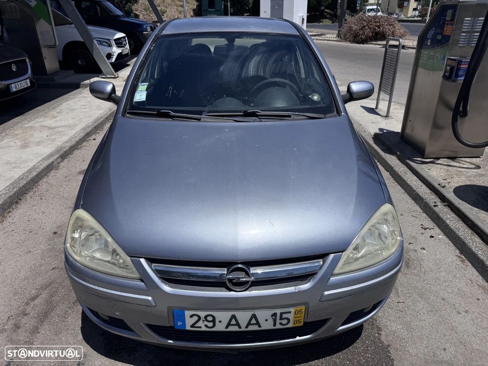 Opel Corsa 1.2 Twinport Enjoy - 3