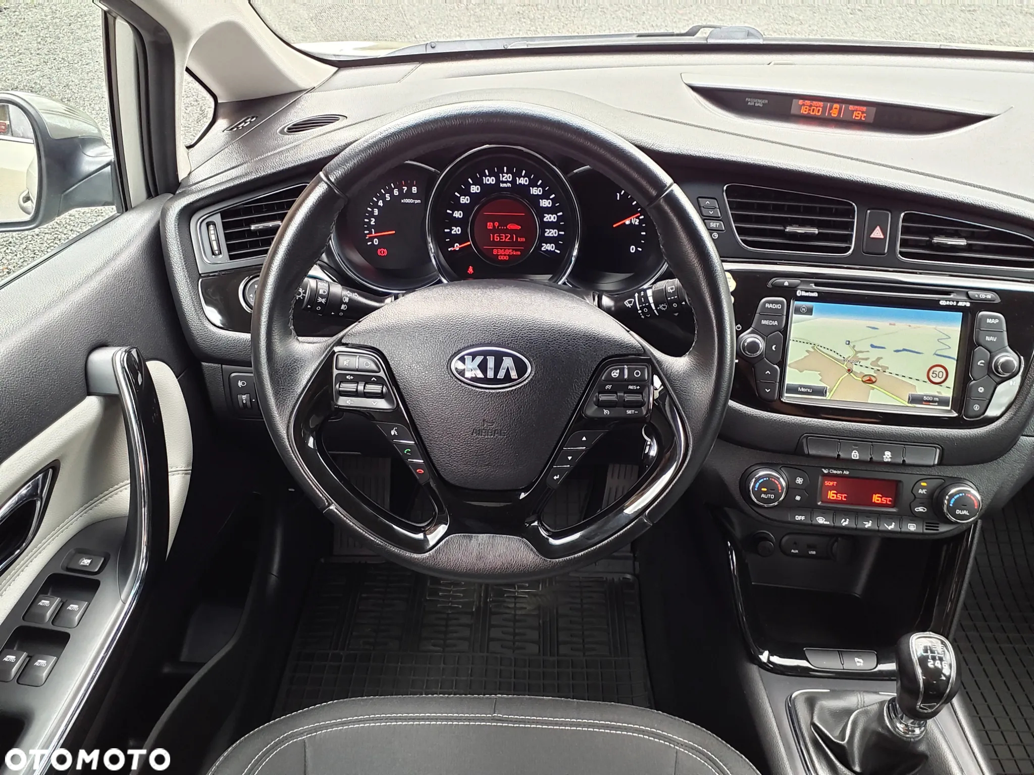 Kia Ceed Cee'd 1.6 GDI Business Line - 17