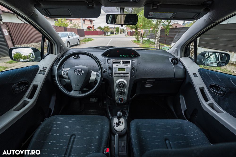 Toyota Yaris 1.3 Automatik Sol - 11