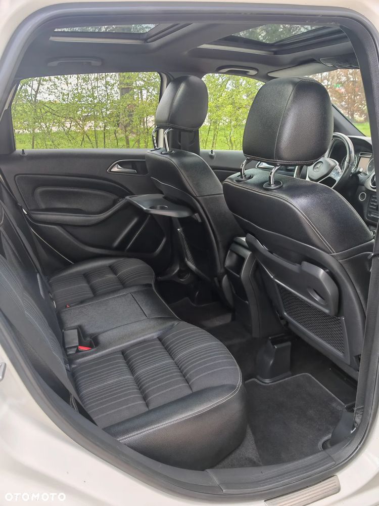 Mercedes-Benz Klasa B 180 CDI 7G-DCT - 38