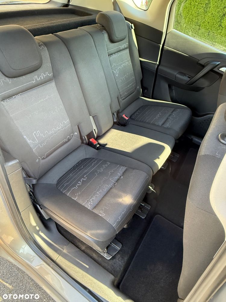 Opel Meriva - 14