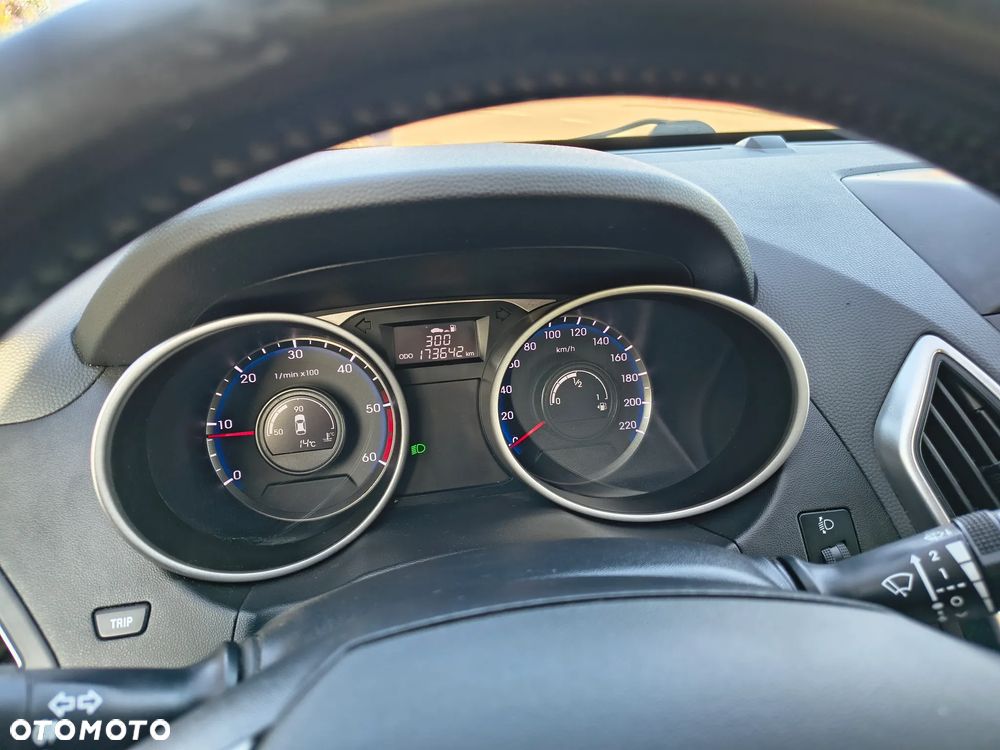 Hyundai ix35 2.0 CRDi Comfort 4WD - 17