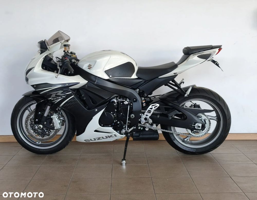 Suzuki GSX-R - 11