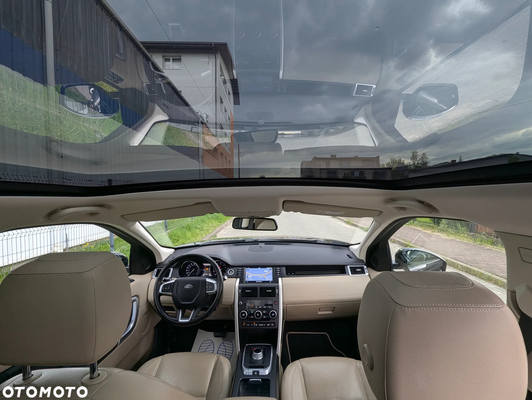 Land Rover Discovery Sport - 15