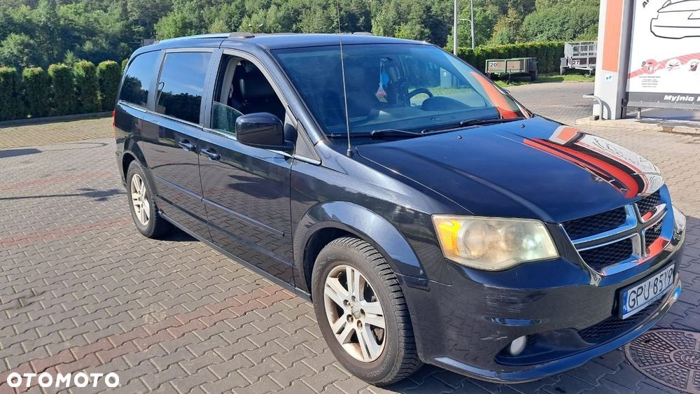 Dodge Grand Caravan - 12