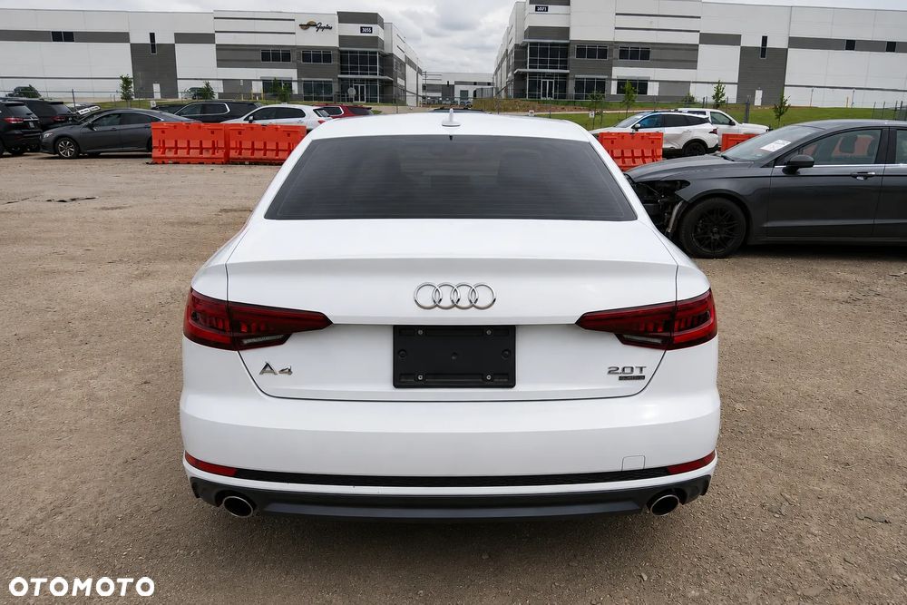 Audi A4 Limousine 2.0 TFSI Quattro Design S tronic - 9
