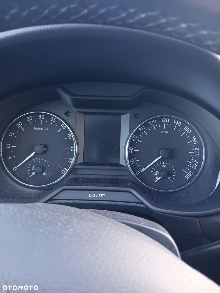 Skoda Octavia - 10