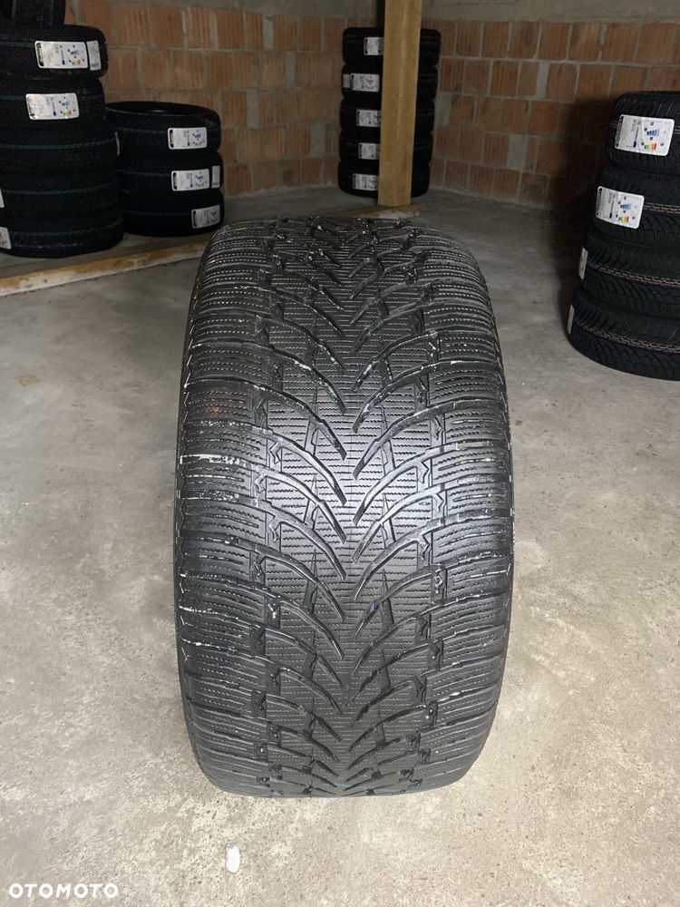 1x Opona Nokian 295/35 R 21 107v WR SUV 4