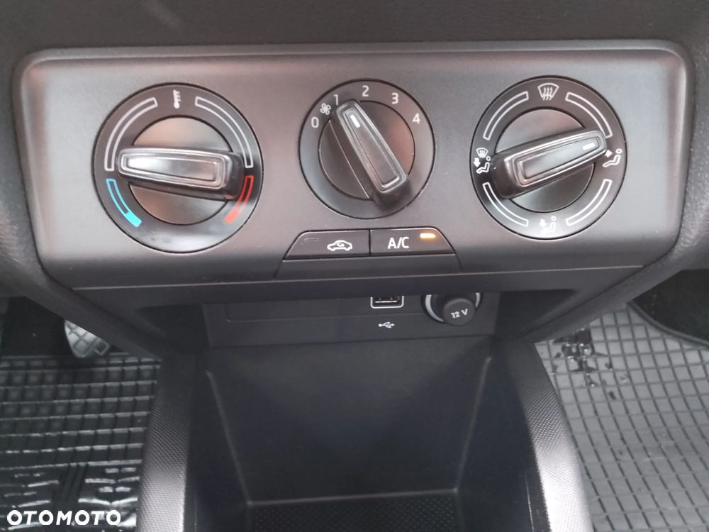 Skoda Fabia 1.0 TSI Ambition - 22