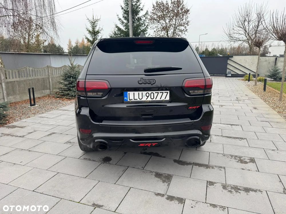 Jeep Grand Cherokee ver-6-4-v8-srt8 - 6