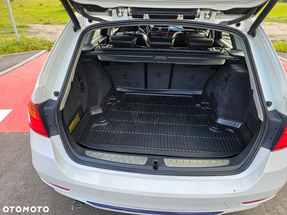 BMW Seria 3 ver-320d-efficient-dynamics - 9
