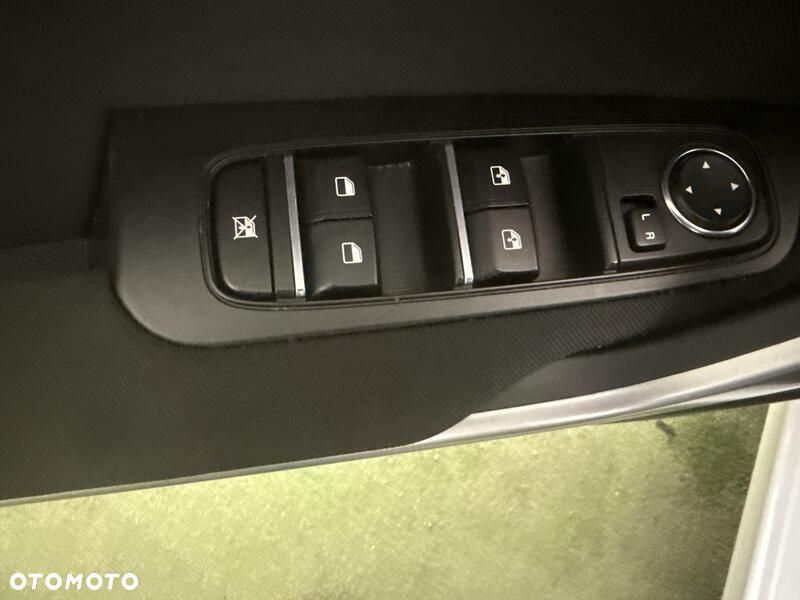 Kia Ceed 1.5 T-GDI M - 12