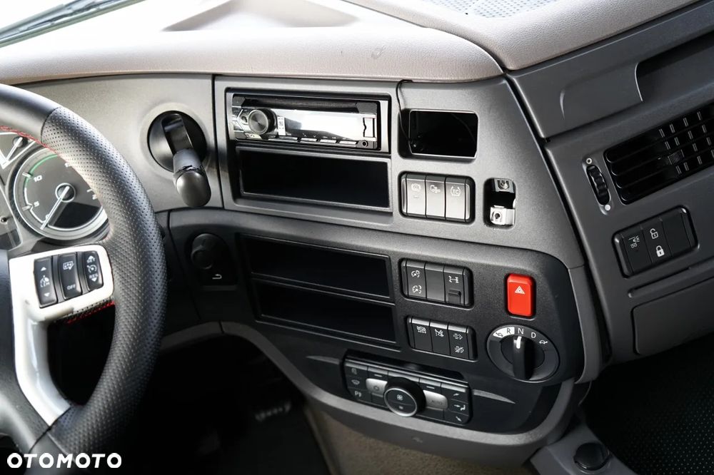 DAF XF 480 / SPACE CAB / RETARDER / OPONY 100% - 29