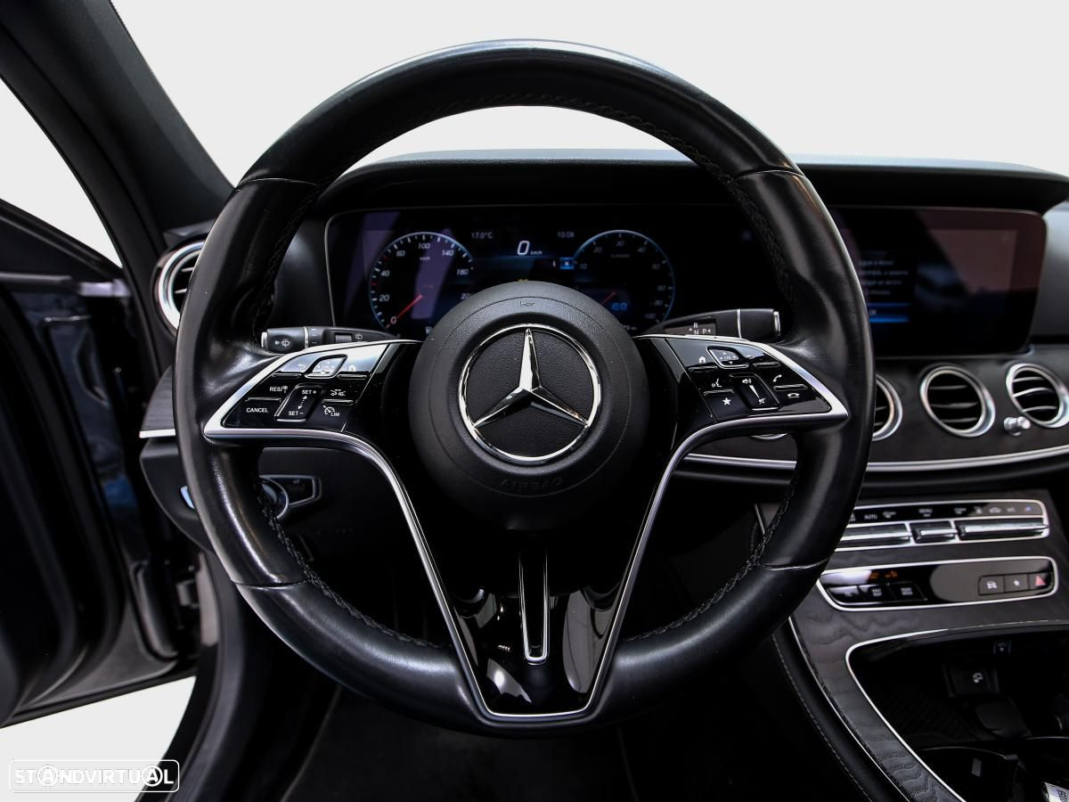 Mercedes-Benz E 300 de AMG Line 4Matic - 22