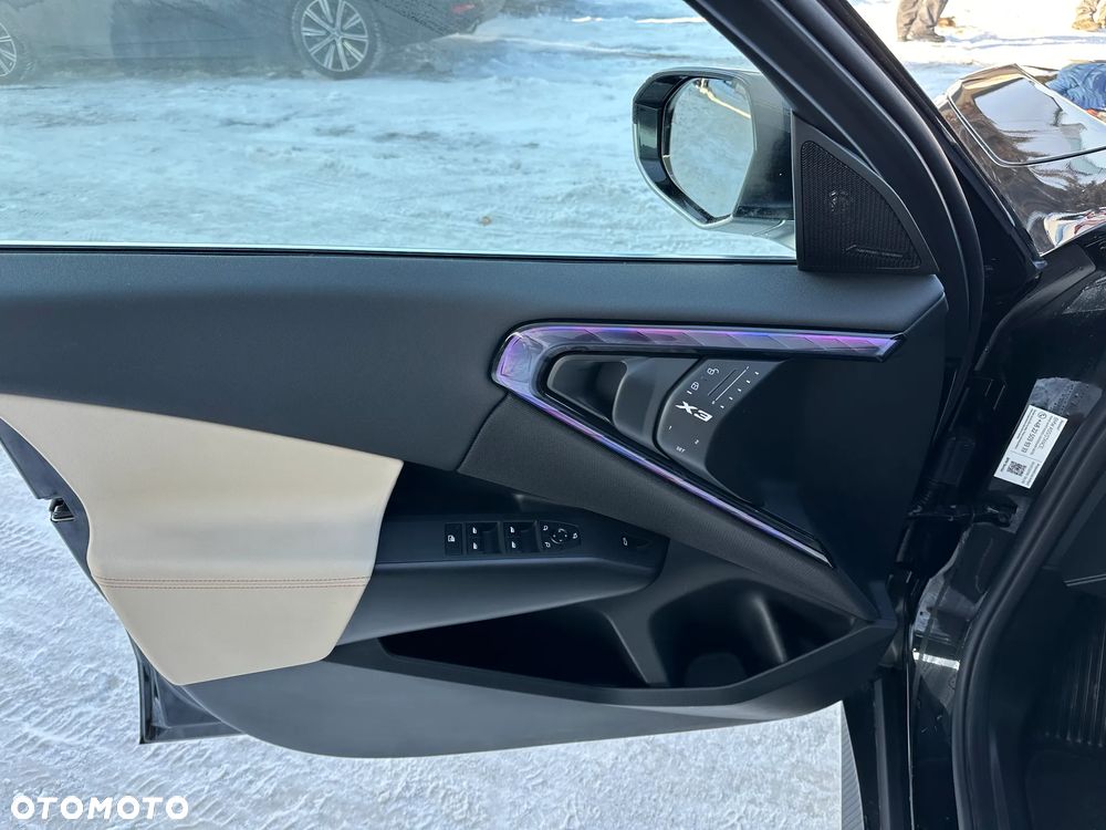 BMW X3 xDrive20d mHEV - 12