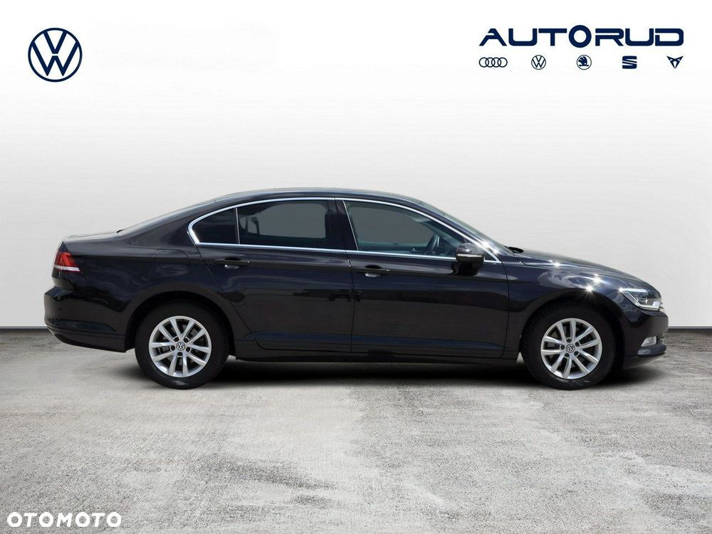 Volkswagen Passat - 7
