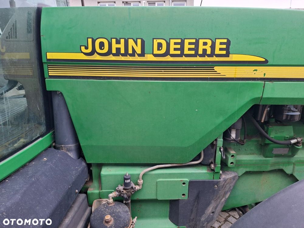 John Deere 8210 4X4 - 30