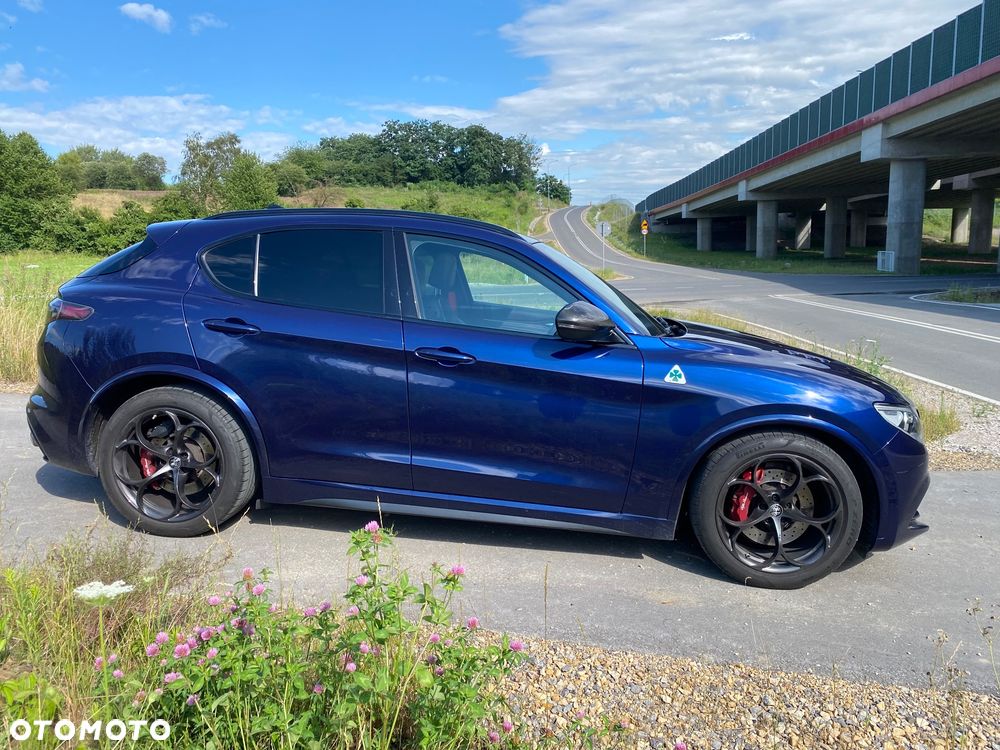 Alfa Romeo Stelvio 2.9 V6 Bi-Turbo Quadrifoglio Q4 - 4