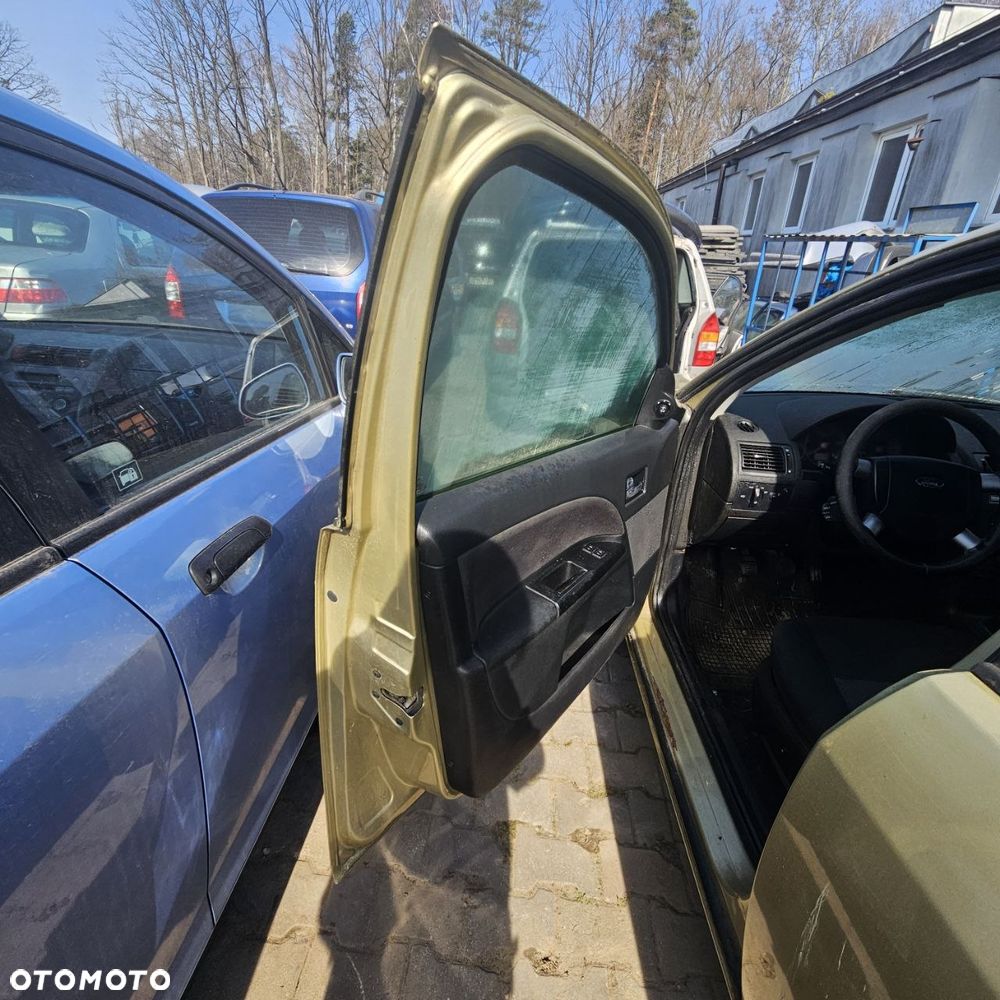 FORD MONDEO hatchback 2006r 2,0 D 85 kW / 116 (kod lak: Y6) pojazd na części: maska, zderzak, drzwi, szyby, lusterka, chłodnica ... - 5