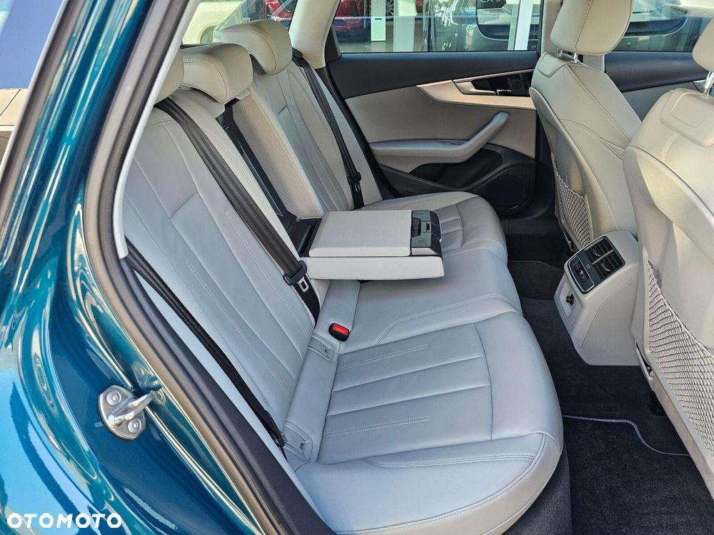 Audi A4 Allroad - 24