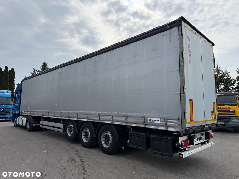 Schmitz Cargobull SCB - 4