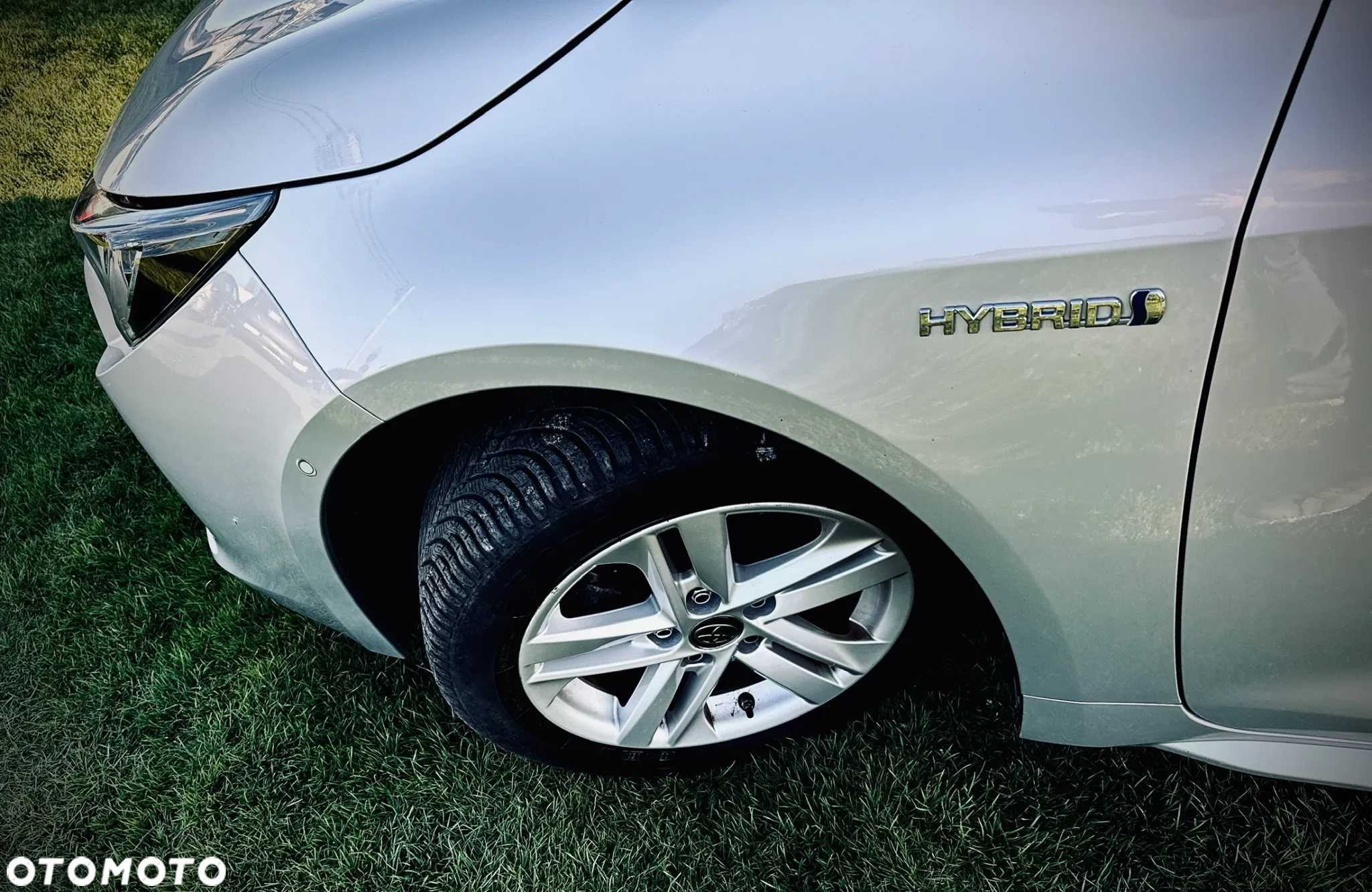 Toyota Corolla 1.8 Hybrid Comfort - 22
