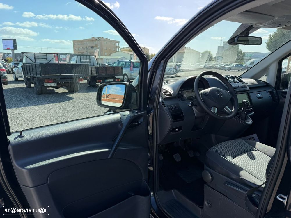 Mercedes-Benz Vito 5 LUGARES - 15