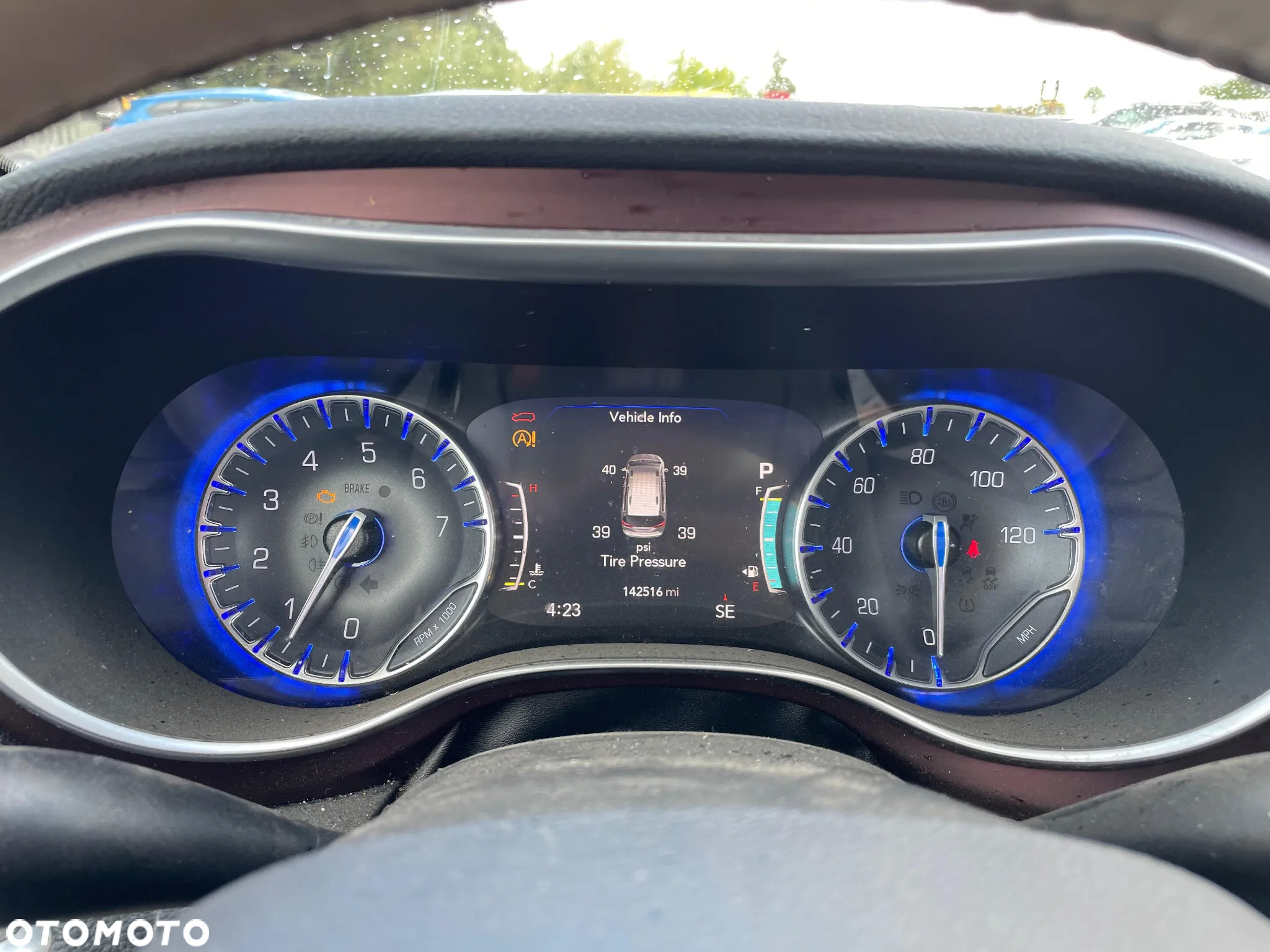 Chrysler Pacifica - 14