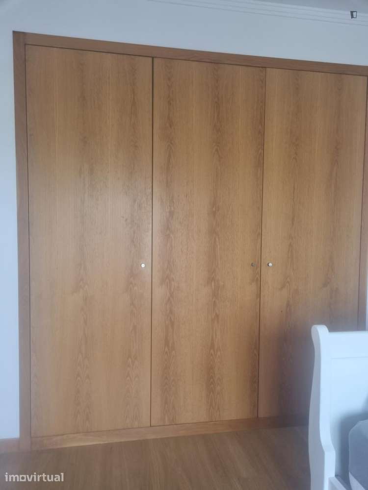 Quarto - localizado em Estoril Lisbon - Grande imagem: 2/5