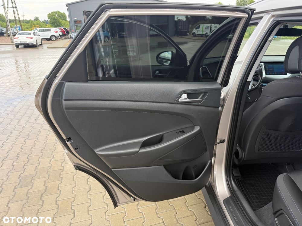 Hyundai Tucson blue 1.7 CRDi 2WD Style - 20