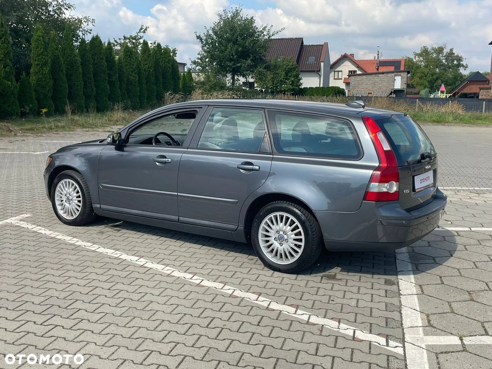 Volvo V50 2.0D Momentum - 8