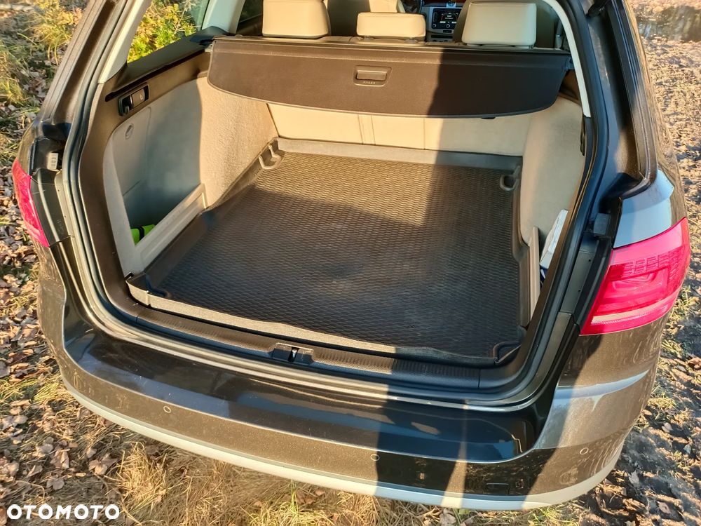 Volkswagen Passat 2.0 TDI 4Mot Comfortline - 9