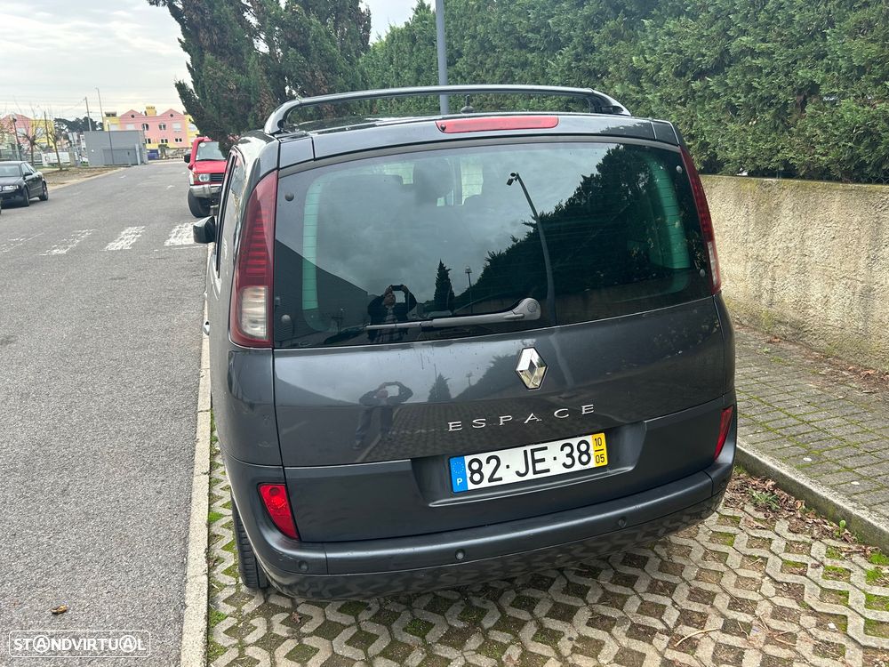 Renault Espace 2.0 dCi Initiale 7L - 9