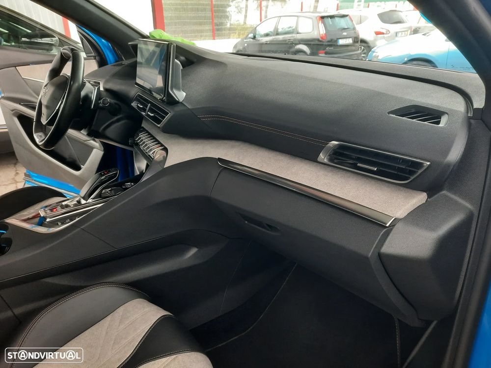 Peugeot 3008 1.6 Hybrid GT e-EAT8 - 42