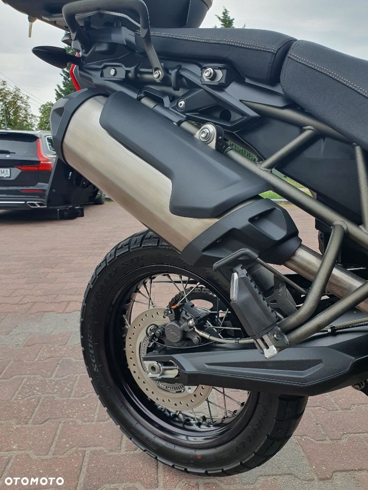 Triumph Tiger - 32