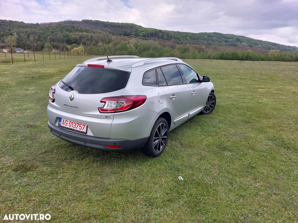 Renault Megane ENERGY dCi 110 Start & Stop Bose Edition - 4