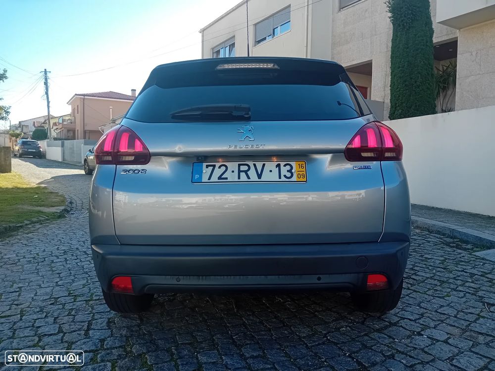 Peugeot 2008 1.6 BlueHDi Style - 22