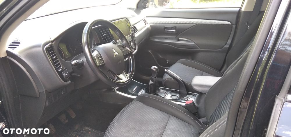 Mitsubishi Outlander 2.0 2WD Edition - 18