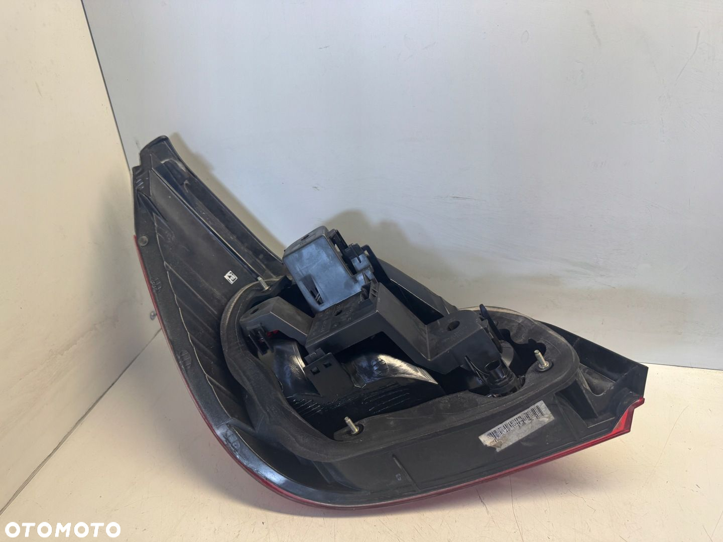 BMW E60 LAMPA PRAWY TYŁ 7165738 - 8