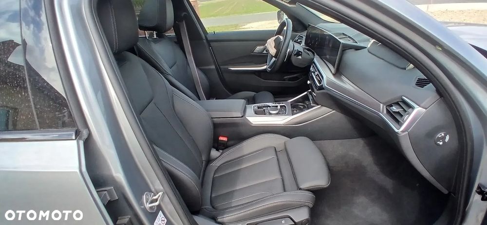 BMW Seria 3 318i M Sport - 22