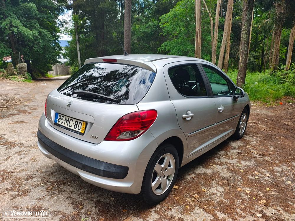 Peugeot 207 1.4 HDi Premium - 3