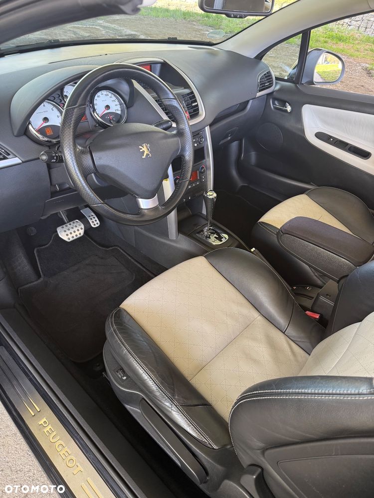 Peugeot 207 - 11
