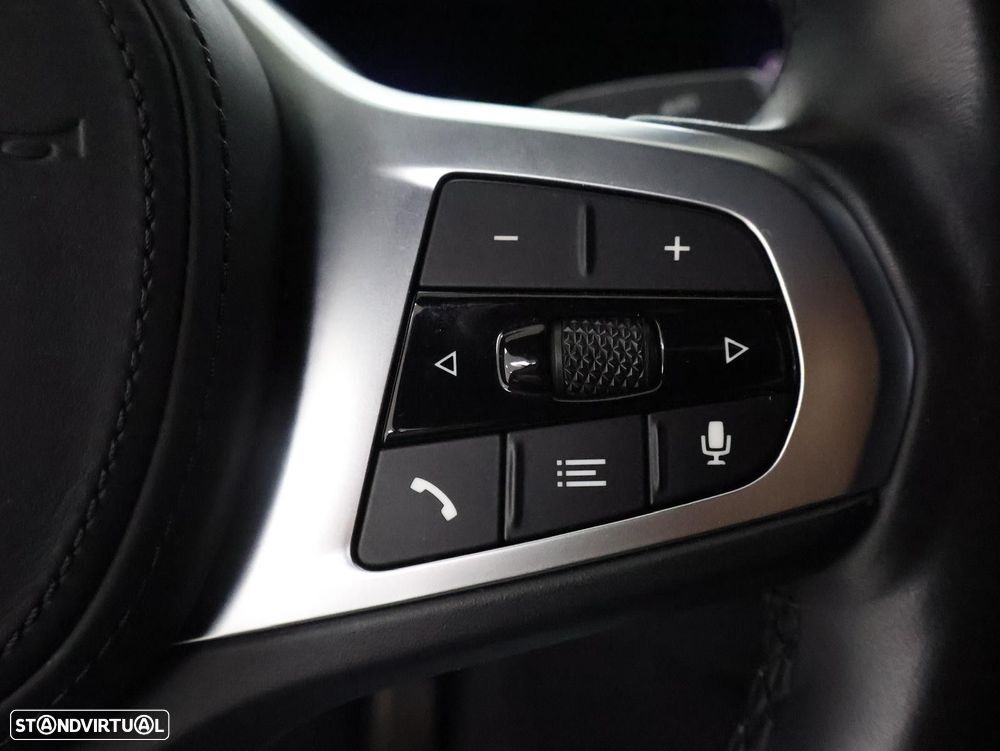 BMW i4 eDrive40 Pack Desportivo M - 19