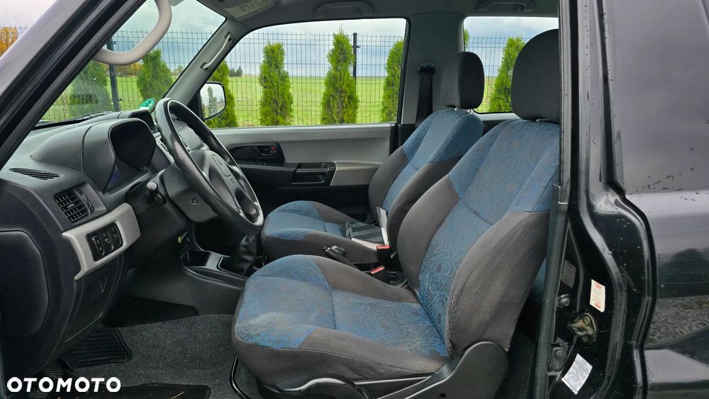 Mitsubishi Pajero Pinin 1.8 - 17