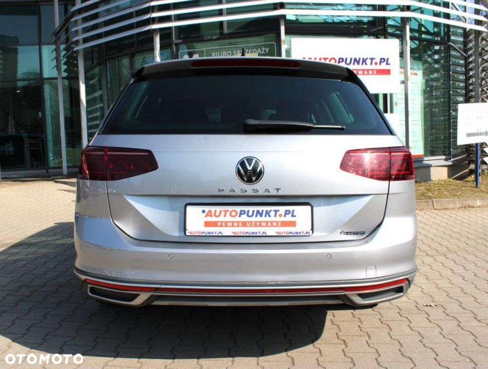 Volkswagen Passat - 5