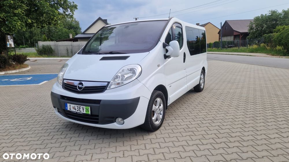 Opel Vivaro - 9