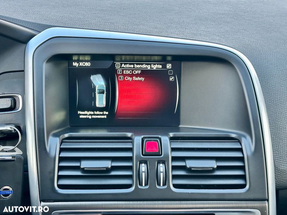 Volvo XC 60 D4 Geartronic Ocean Race - 35