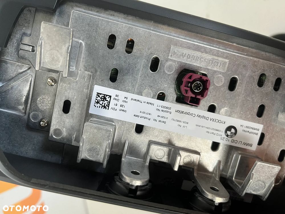 BMW i3 MONITOR CID 10.25  6842991 - 3