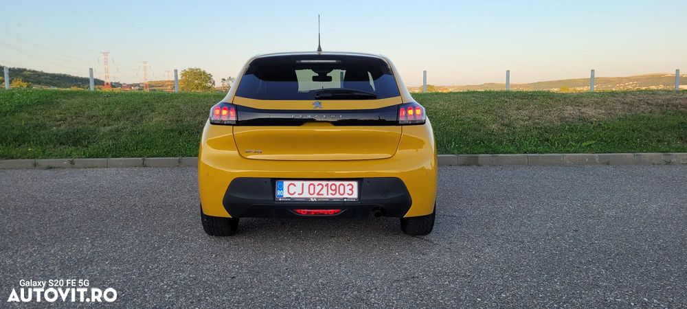 Peugeot 208 - 7