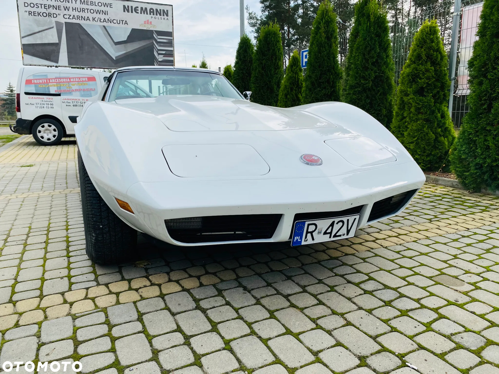 Chevrolet Corvette - 15